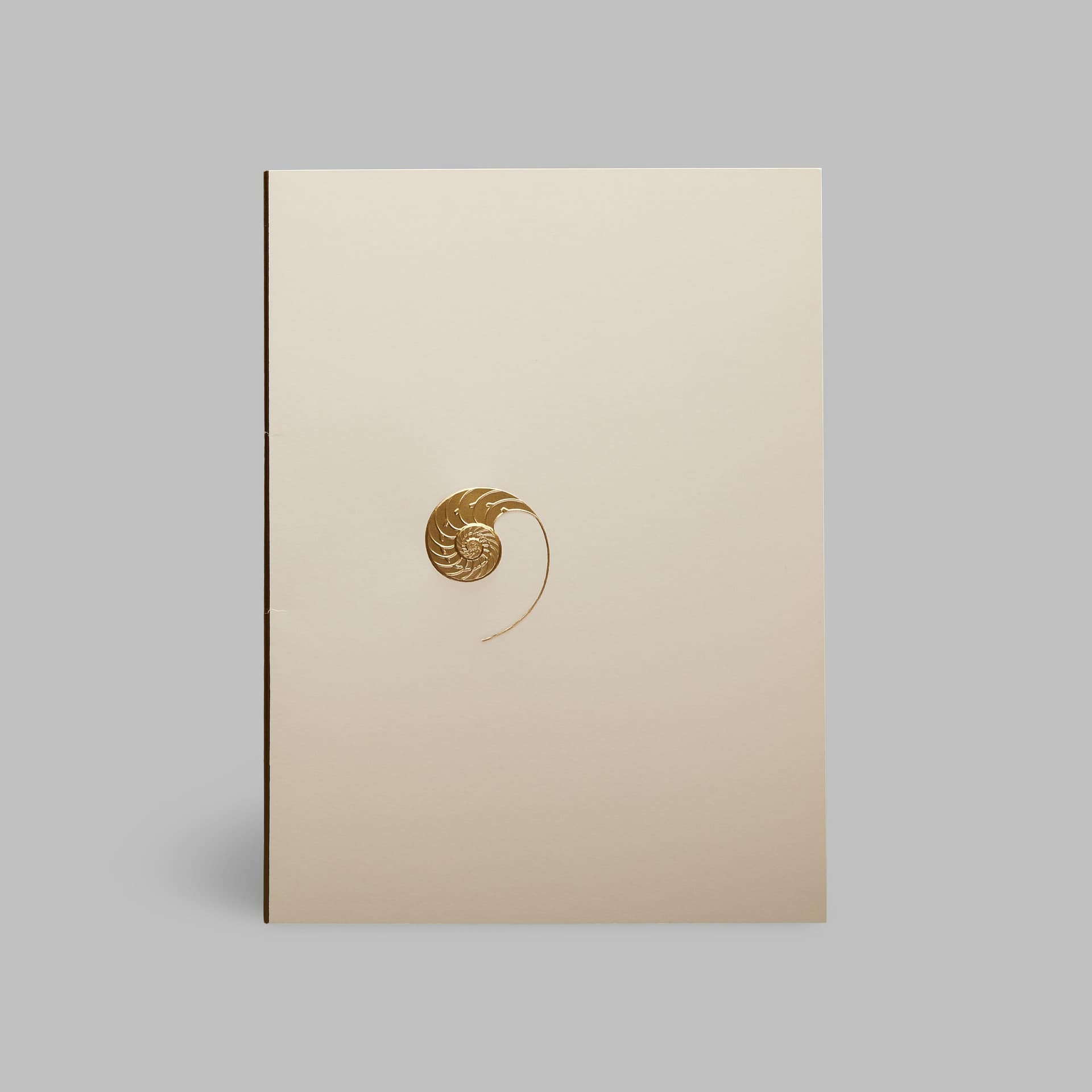 Grußkarte Goldene Schnecke Ying Yang Weiß Paula Skene Grußkarte Goldene Schnecke Ying Yang Weiß Paula Skene