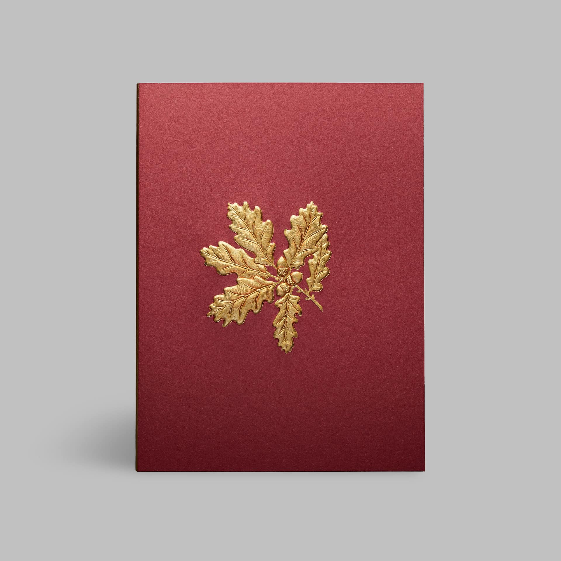 Rote Prägekarte Paula Skene goldener Umschlag